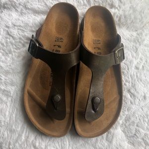 Birkenstock Gizeh Oiled Leather Sandals